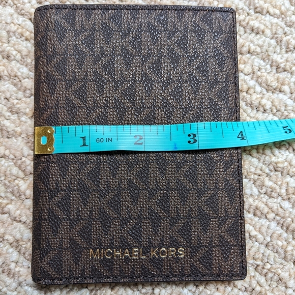 Michael Kors Jet Set Travel Credit Card Holder/ID Wallet - Picture 5 of 5